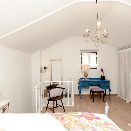 Sao Vicente - Alfama District *