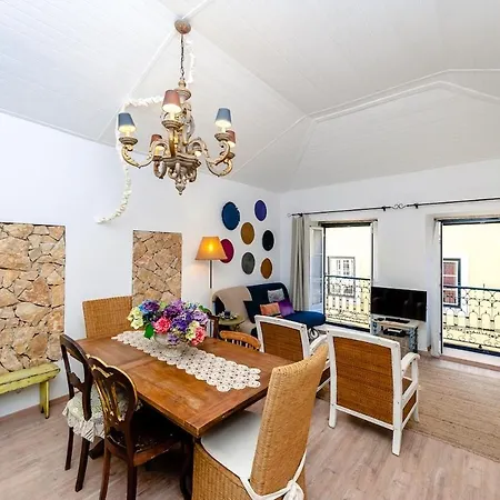 Sao Vicente - Alfama District Lisbona